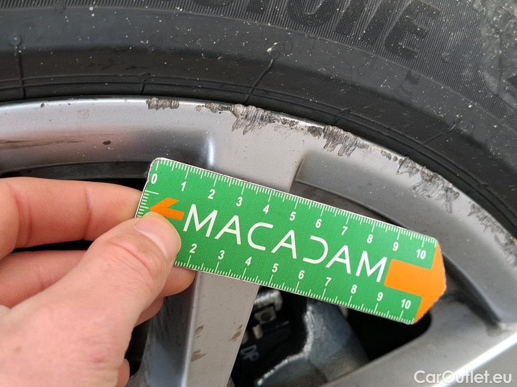  Audi  A3 AUDI  Sportback / 2016 / 5P / Berline 30 TFSI S TRONIC BUSINESS LINE #37