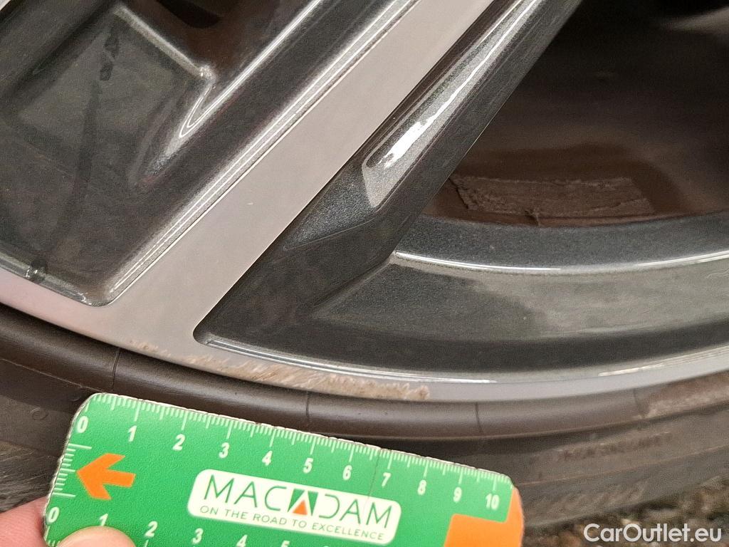  Bmw  Serie 1 BMW Série 1 / 2019 / 5P / Berline 116i Business Design #27