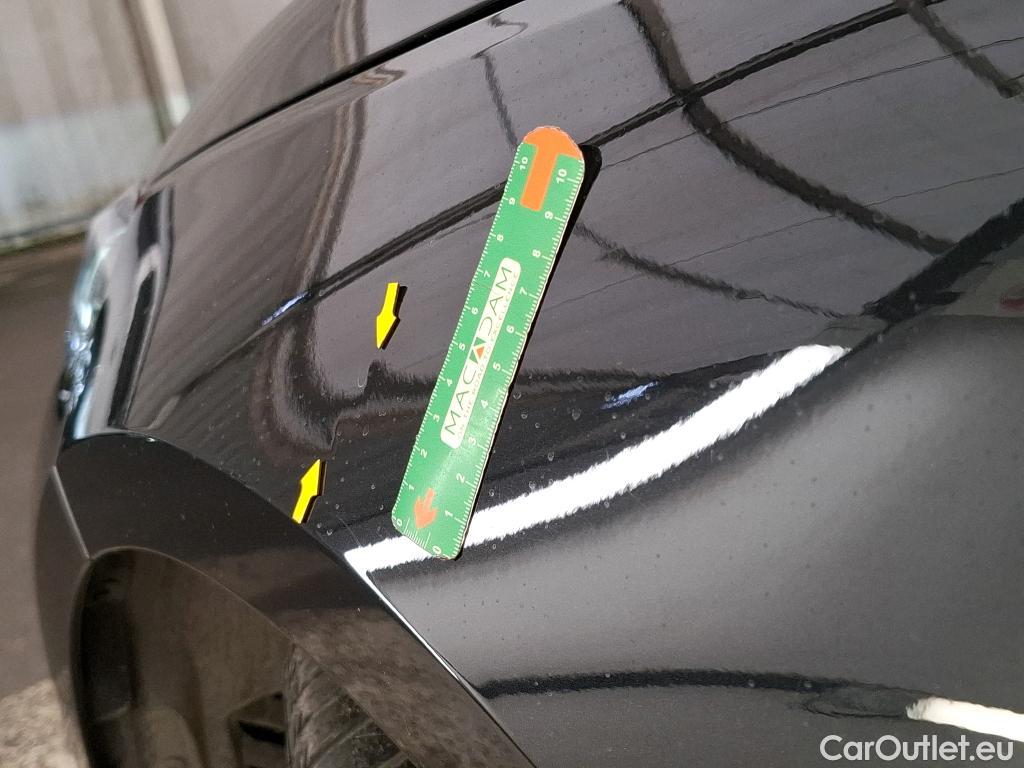  Bmw  Serie 1 BMW Série 1 / 2019 / 5P / Berline 116i Business Design #34