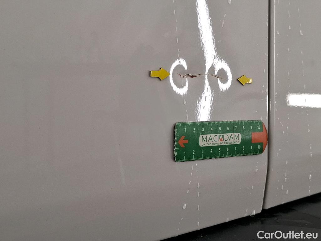  Volkswagen  Caddy VOLKSWAGEN  Van VU 4p Fourgonnette 2.0 TDI 102 Business Line #21