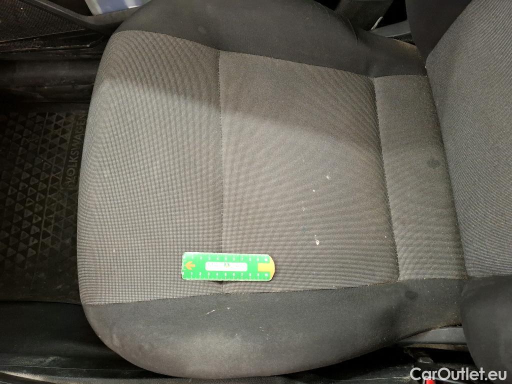  Volkswagen  Caddy VOLKSWAGEN  Van VU 4p Fourgonnette 2.0 TDI 102 Business Line #30