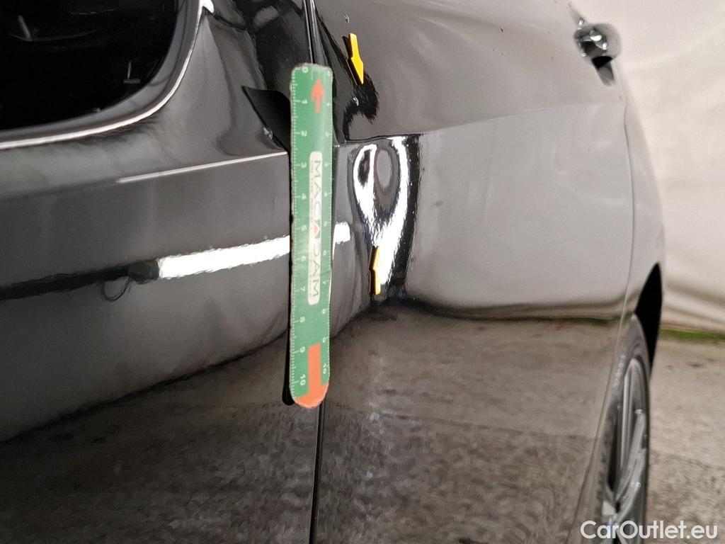  Bmw  Serie 1 BMW Série 1 / 2019 / 5P / Berline 116i Business Design #8