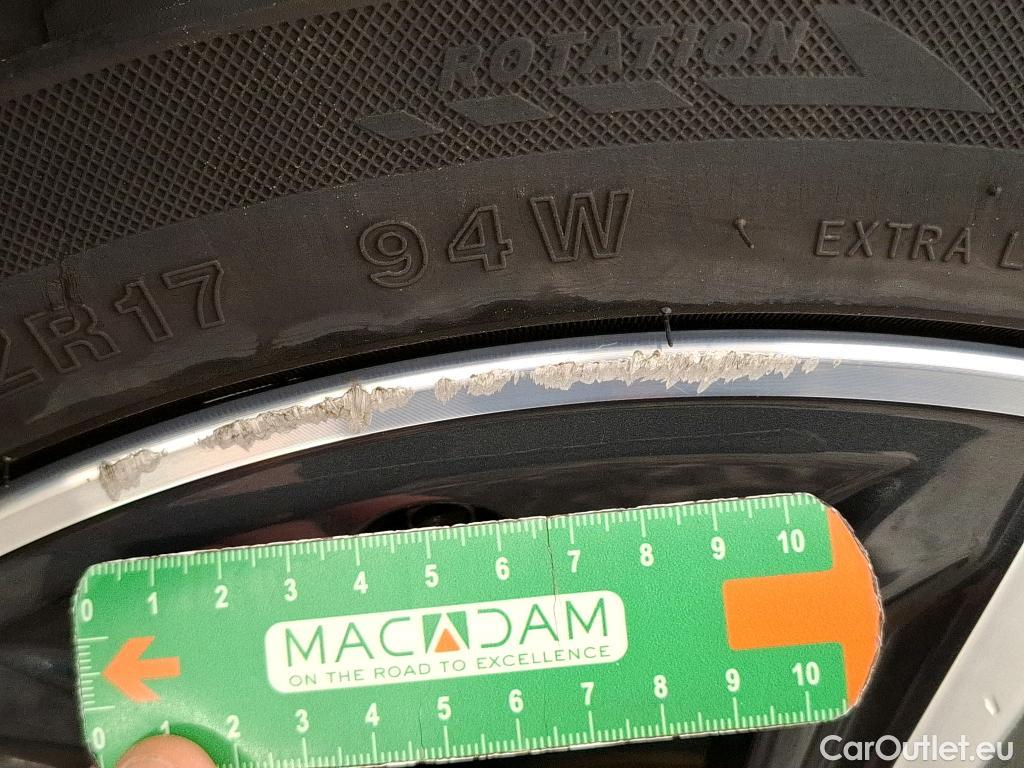  Bmw  Serie 1 BMW Série 1 / 2019 / 5P / Berline 116i Business Design #30