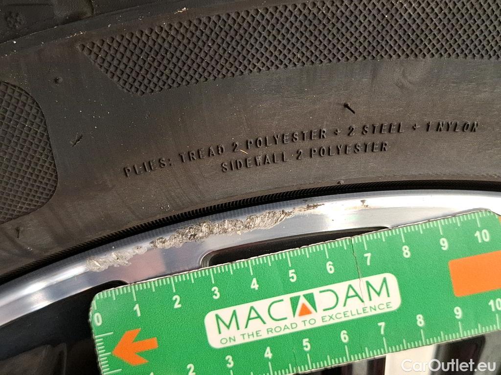  Bmw  Serie 1 BMW Série 1 / 2019 / 5P / Berline 116i Business Design #19