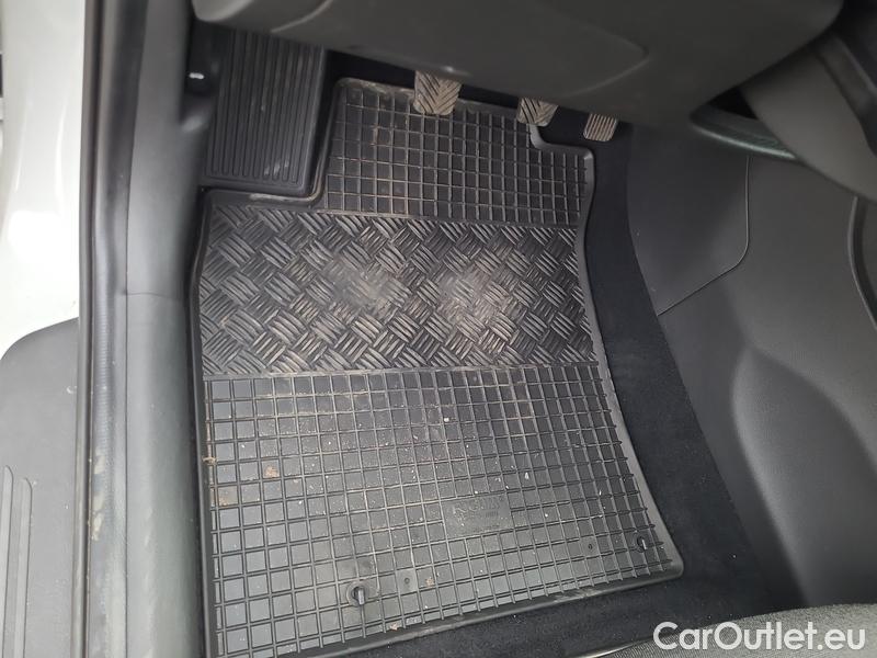  Hyundai  i30  (PD)(01.2017  ->)  kom.1.5T-GDI Smart 5d #5