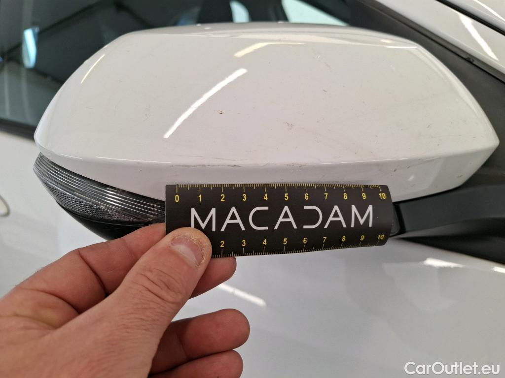  Toyota  Yaris  Hybride Affaires / 2019 / 5P / Berline / VU 1.5 Hybride 116h Dynamic Business #36