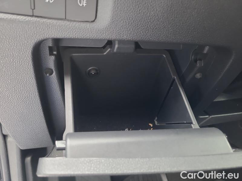  Skoda  Octavia  Combi (NX3)(2020) Oct.Combi 2.0TDI 85 Ambition #8