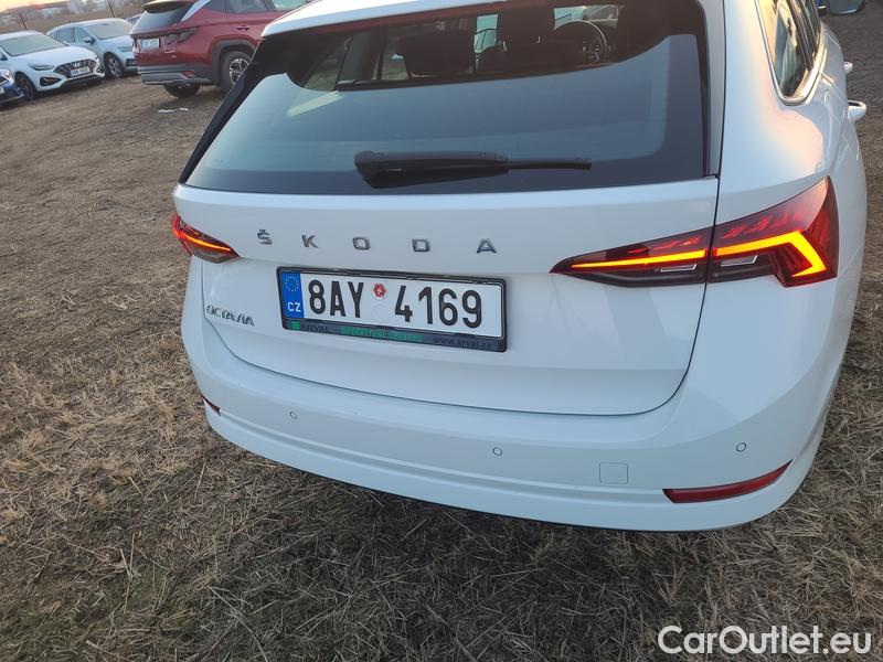  Skoda  Octavia  Combi (NX3)(2020) Oct.Combi 1.5TSI 110 Style #7