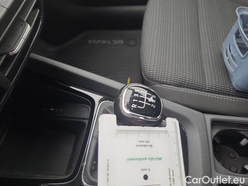  Skoda  Octavia  Combi (NX3)(2020) Oct.Combi 2.0TDI 85 Ambition #10