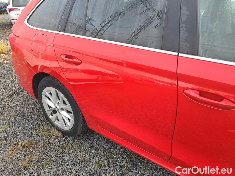  Skoda  Octavia  Combi (NX3)(2020) Oct.Combi 1.5TSI 110 Style #29