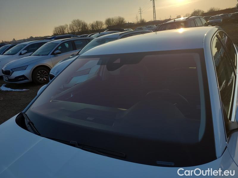  Skoda  Superb  (3V3)(2015) Supe.2.0TDI 147 Style Aut #1