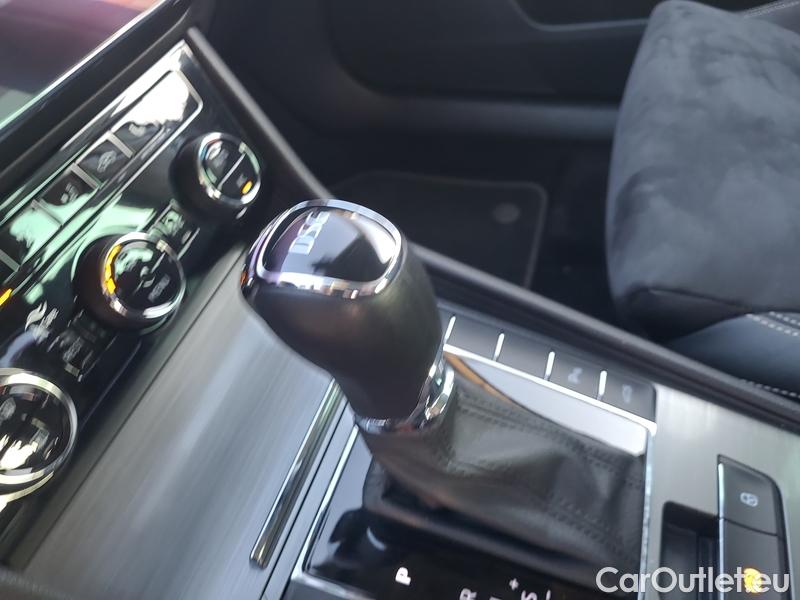  Skoda  Superb  (3V3)(2015) Supe.2.0TDI 147 Style Aut #8