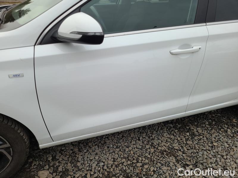  Hyundai  i30  (PD)(01.2017  ->)  kom.1.5T-GDI Smart 5d #2