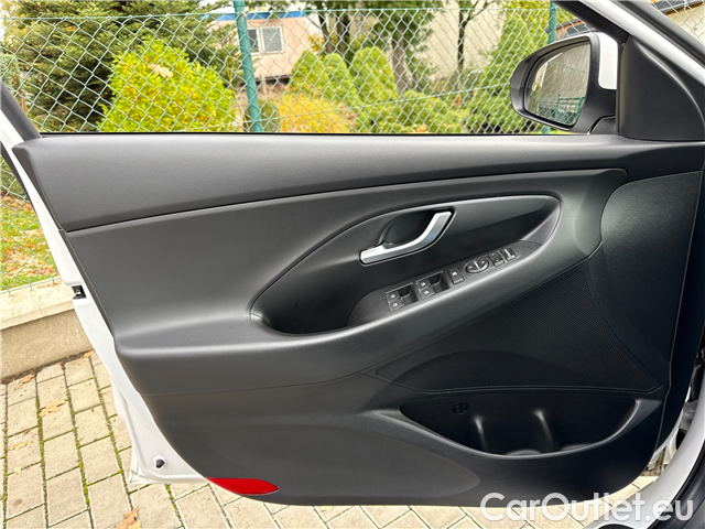  Hyundai  i30  1.5T-GDI 118 Family Smart #7