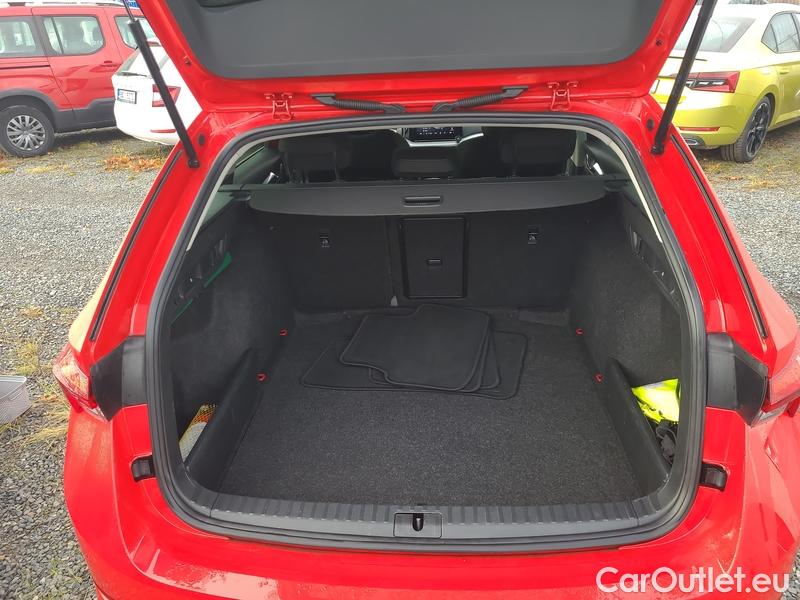  Skoda  Octavia  Combi (NX3)(2020) Oct.Combi 1.5TSI 110 Style #21