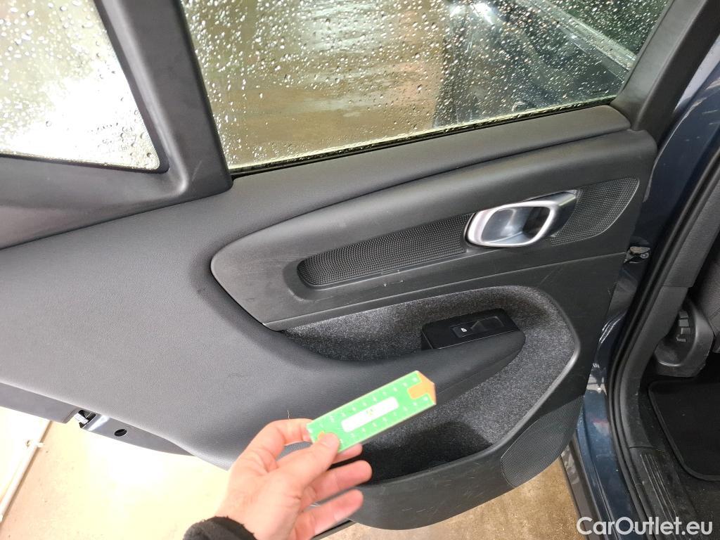  Volvo  XC 40 XC40 Momentum Plug-in Hybrid 2WD 1.5 #9