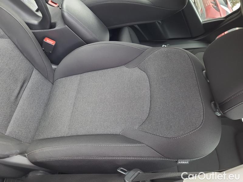  Hyundai  i30  (PD)(01.2017  ->)  kom.1.5T-GDI Smart 5d #8