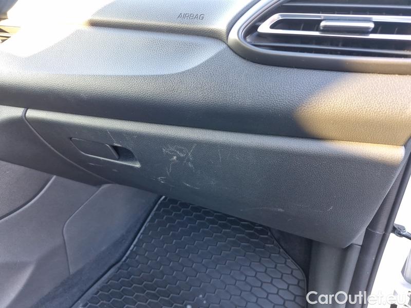  Hyundai  i30   cw (PD)(2017->)  1.5T-GDI 118 Family Smart #23