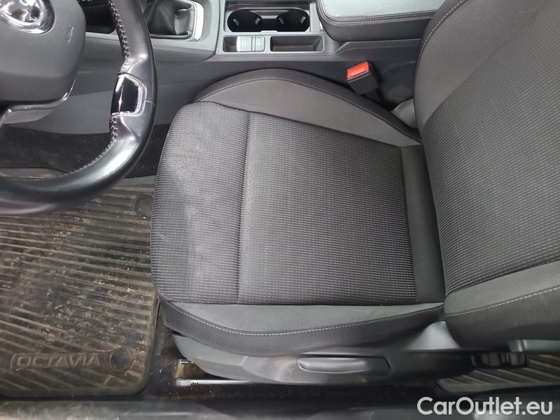  Skoda  Octavia  Combi (NX3)(2020) Oct.Combi 2.0TDI 85 Ambition #17