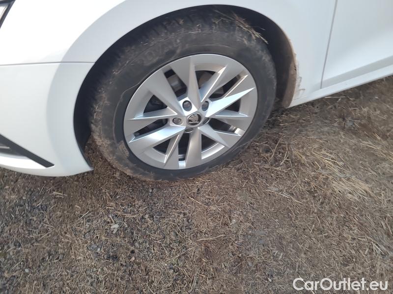  Skoda  Octavia  Combi (NX3)(2020) Oct.Combi 1.5TSI 110 Style #11