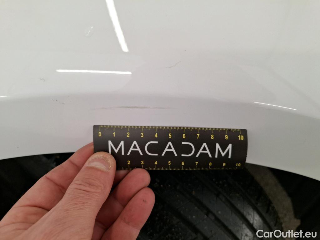  Toyota  Yaris  Hybride Affaires / 2019 / 5P / Berline / VU 1.5 Hybride 116h Dynamic Business #38