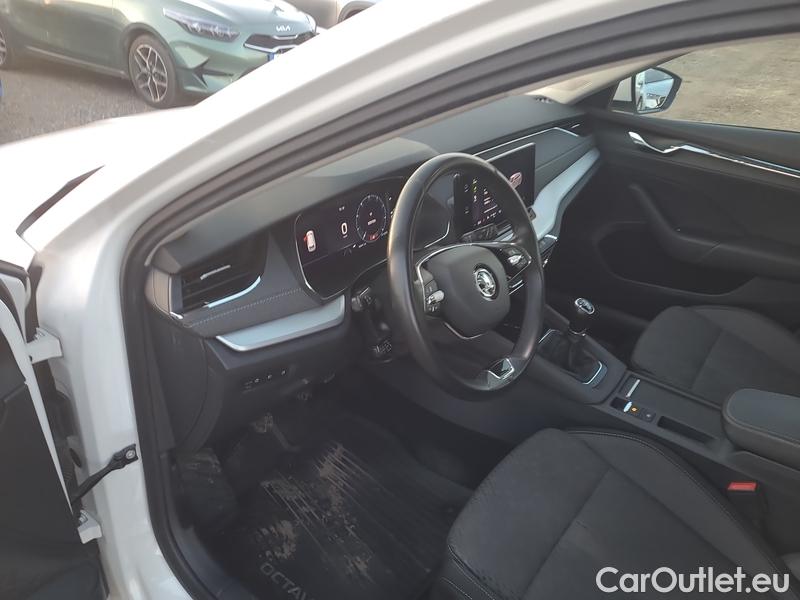  Skoda  Octavia  Combi (NX3)(2020) Oct.Combi 1.5TSI 110 Style #2