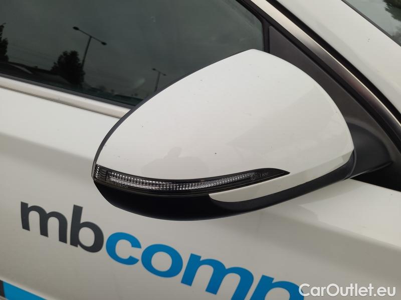  Hyundai  i30  (PD)(01.2017  ->)  kom.1.5T-GDI Smart 5d #12