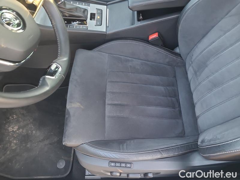  Skoda  Superb  (3V3)(2015) Supe.2.0TDI 147 Style Aut #7