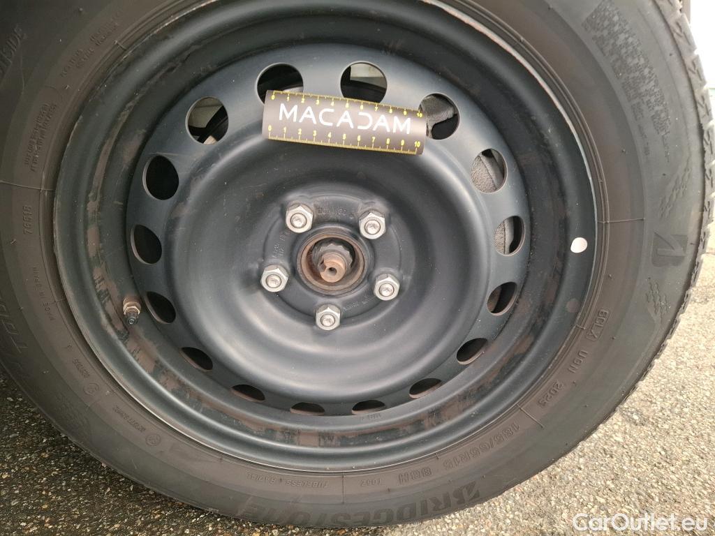  Toyota  Yaris  Hybride Affaires / 2019 / 5P / Berline / VU 1.5 Hybride 116h Dynamic Business #22