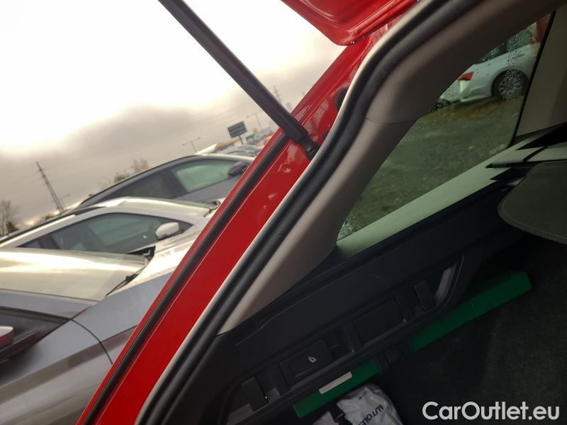  Skoda  Octavia  Combi (NX3)(2020) Oct.Combi 1.5TSI 110 Style #22