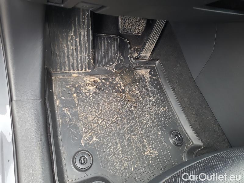  Toyota  RAV4  2019  2.5 PHEV Selection 4WD AT #2