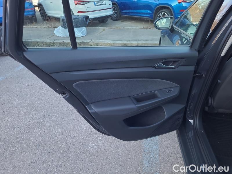  Volkswagen  Golf  VIII (CD1) (2019) Var.1.0TSI 81 Life 5d #15