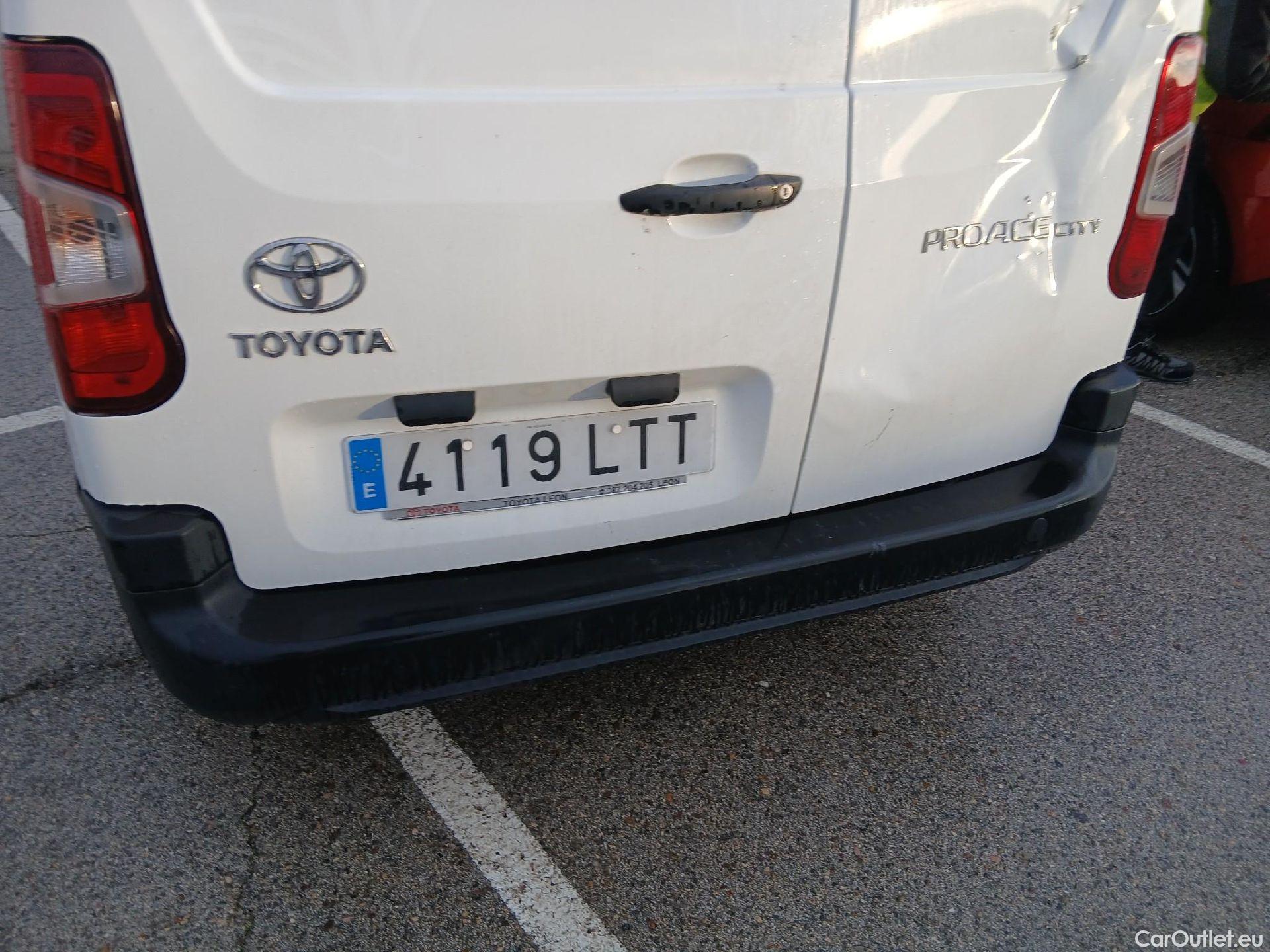  Toyota  Proace TOYOTA  CITY 1.5D 75kW (100CV) GX 650kg Media #21