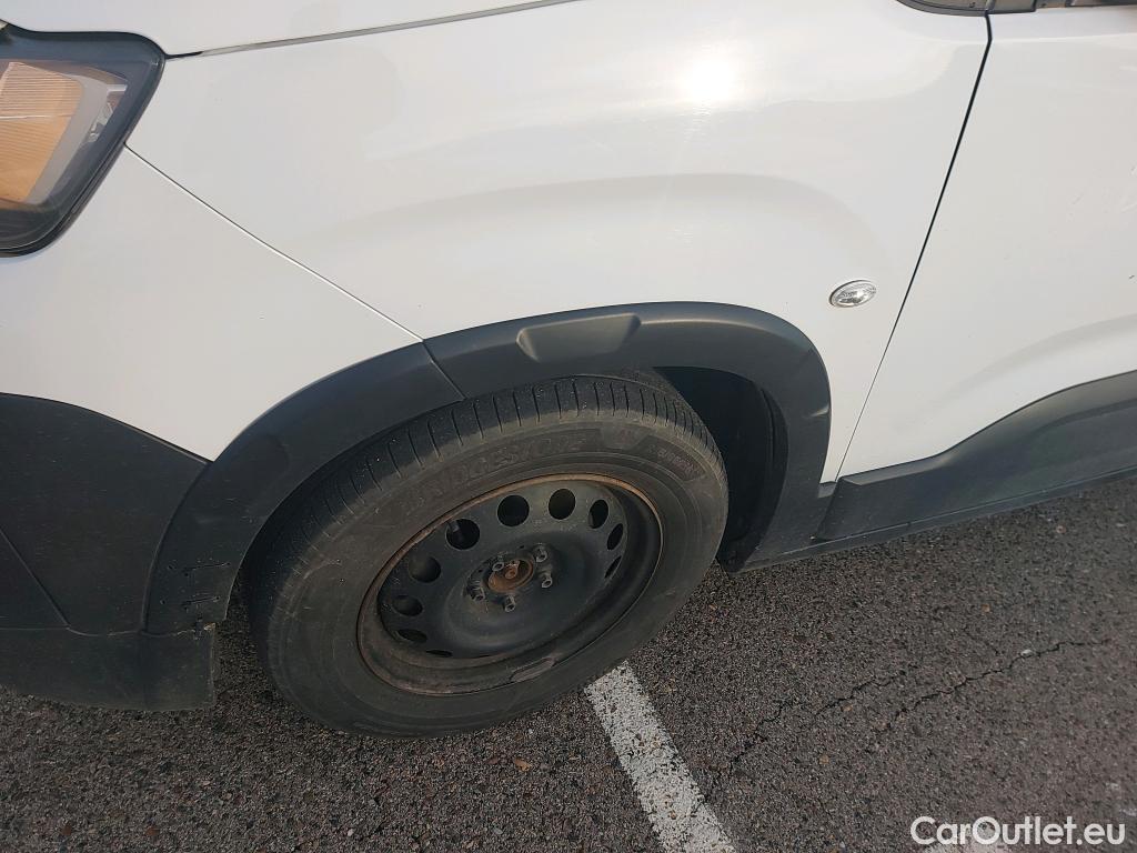  Peugeot  RIFTER PEUGEOT  / 2018 / 5P / monovolumen compacto Active Pack Standard BlueHDi 73kW #29