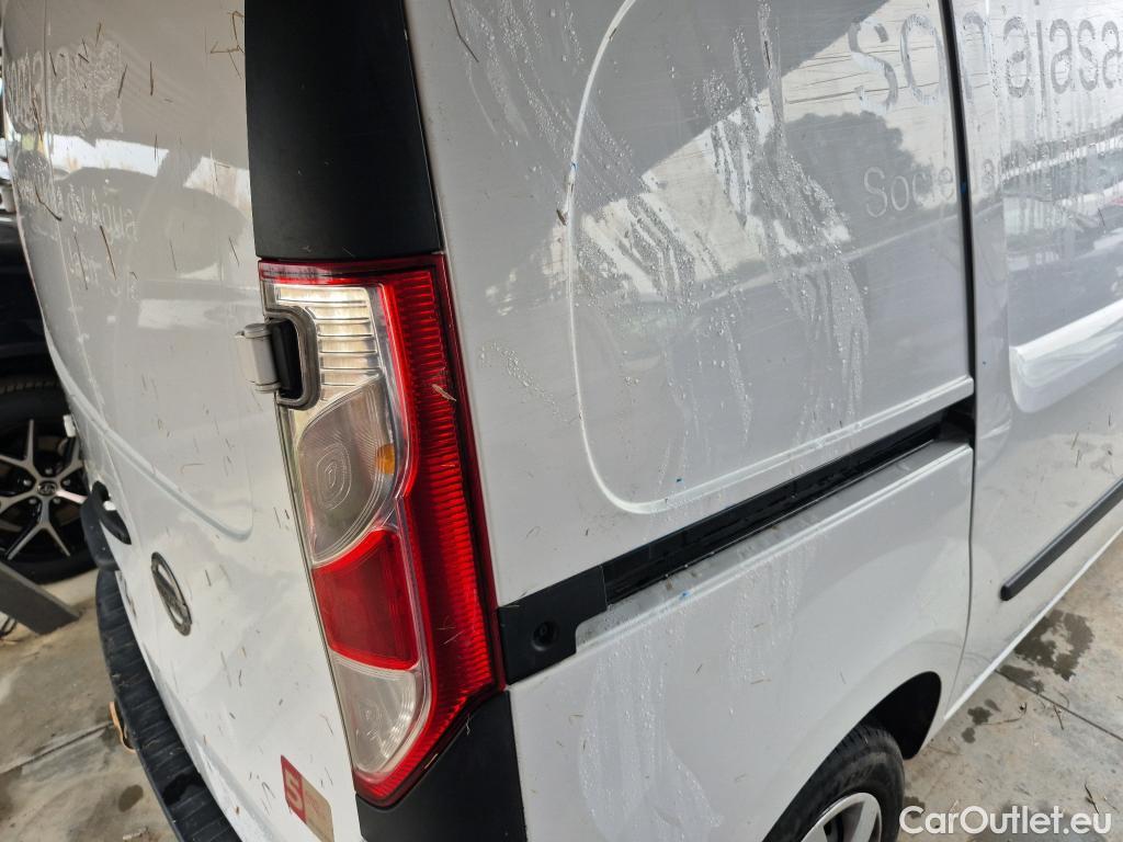  Nissan  NV200 NISSAN NV250 / 2019 / 4P / furgón 2pl 1.5dCi 70 kW (95CV) L1H1 ÓPTIMA #27