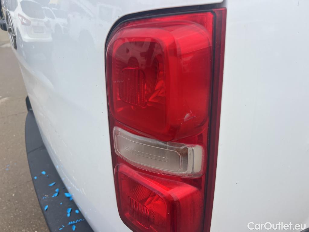  Opel  Vivaro OPEL  / 2019 / 4P / combi 1.5 Diésel 88kW (120CV) L Inc. Express #3