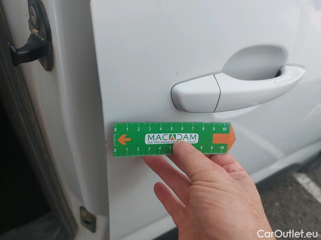  Peugeot  RIFTER PEUGEOT  / 2018 / 5P / monovolumen compacto Active Pack Standard BlueHDi 73kW #8