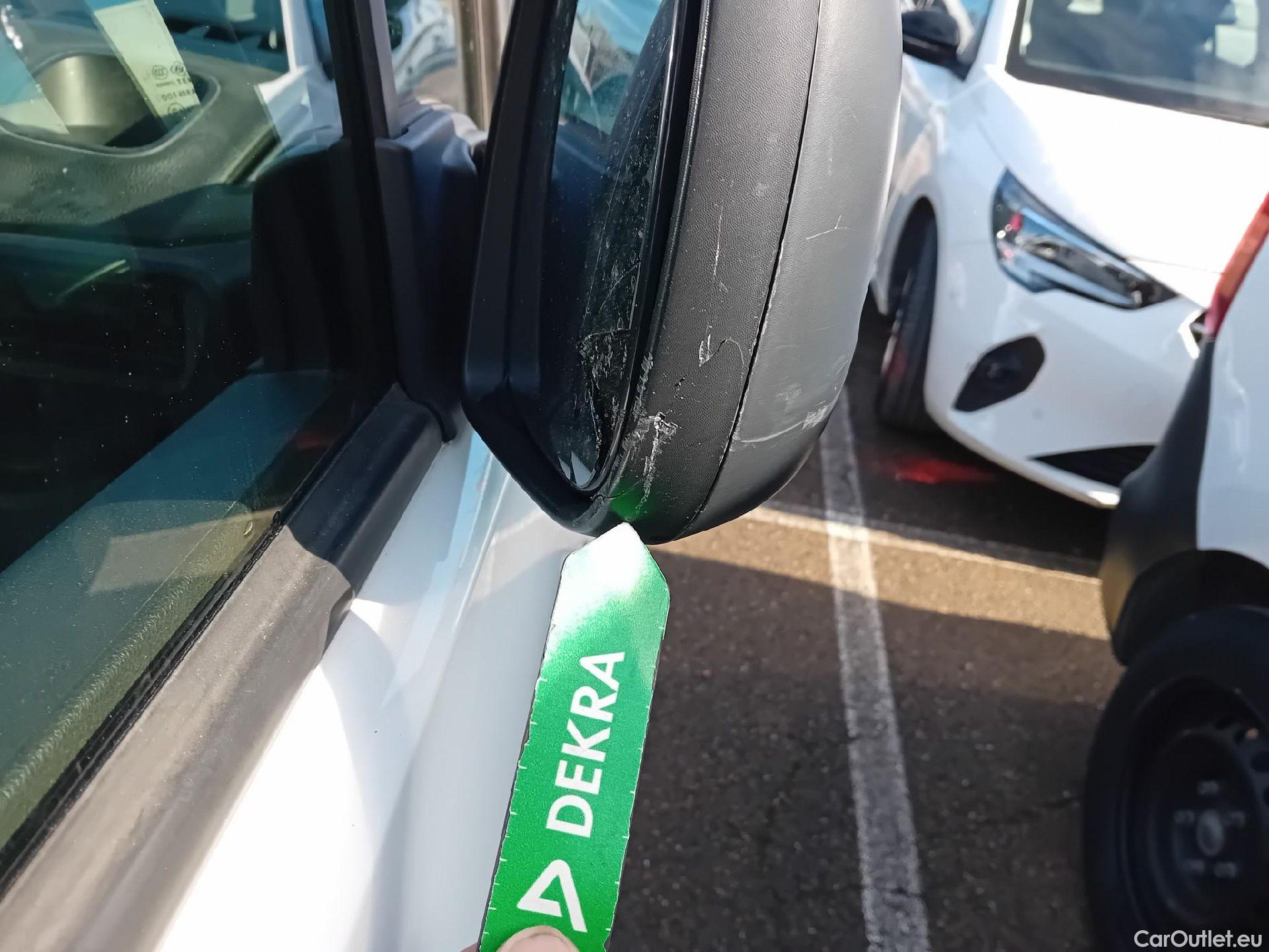  Peugeot  Partner PEUGEOT  / 2018 / 4P / furgón derivado de turismo Premium Standard 600kg BlueHDi 73kW (AC) #35