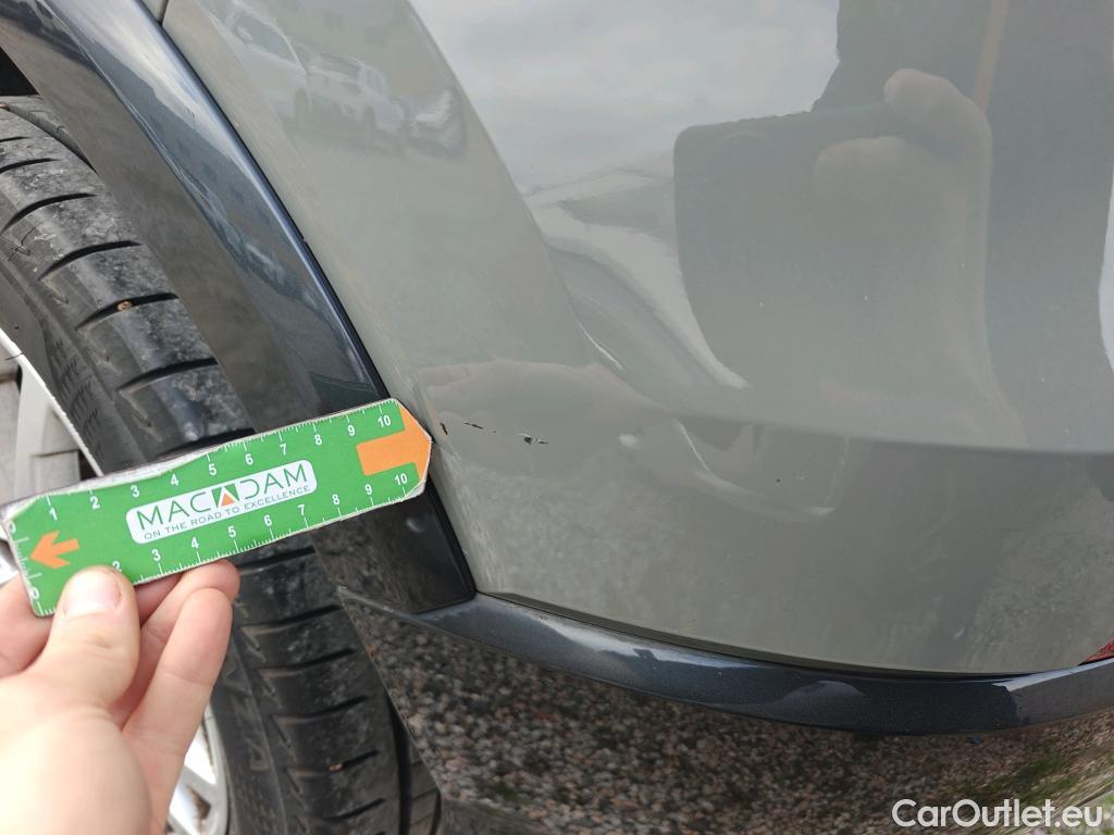  Audi  Q2 AUDI  / 2016 / 5P / todoterreno Design 30 TFSI 85kW (116CV) #18