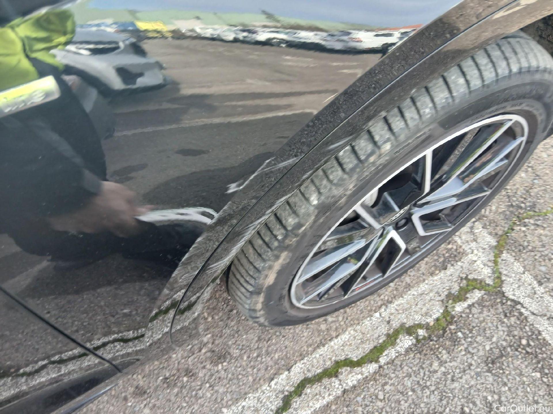  Audi  Q5 AUDI  SPORTBACK / 2020 / 5P / todoterreno Black Line 55 TFSI e quattro-ultra #38