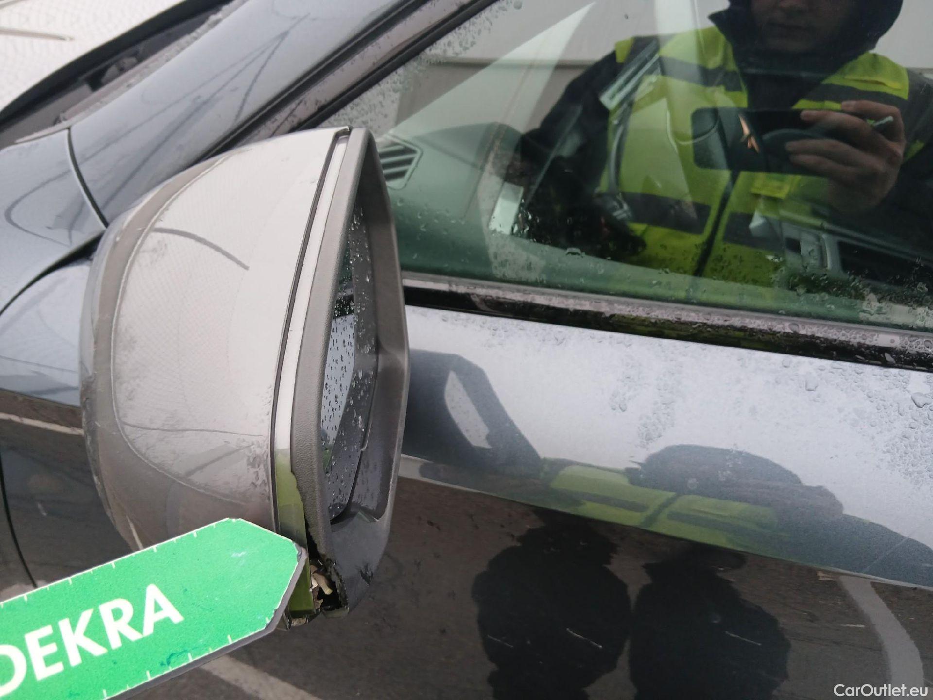  Cupra  Formentor CUPRA  / 2020 / 5P / todoterreno 1.4 e-Hybrid 150kW (204 CV) DSG (AC) #37