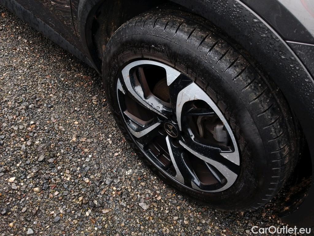  DS  DS7 DS DS 7 Crossback / 2017 / 5P / todoterreno BlueHDi DE 96kW (130CV) Auto. CHIC (AC) #10