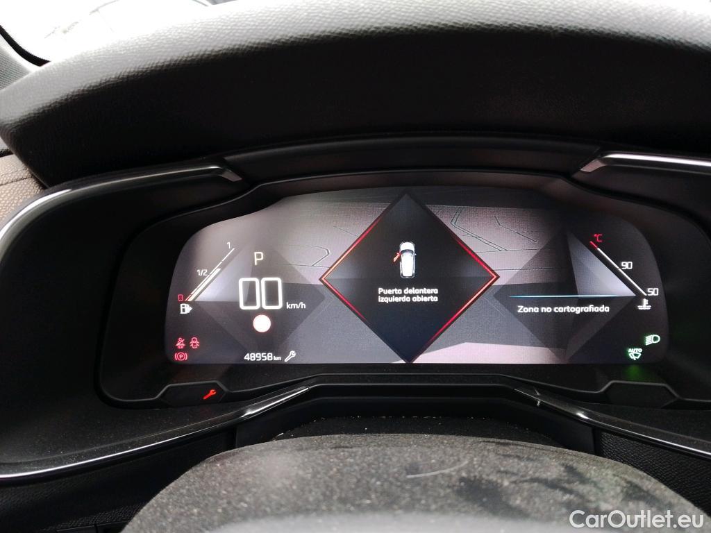  DS  DS7 DS DS 7 Crossback / 2017 / 5P / todoterreno BlueHDi DE 96kW (130CV) Auto. CHIC (AC) #23