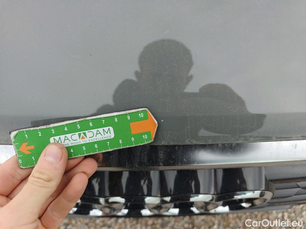  Audi  Q2 AUDI  / 2016 / 5P / todoterreno Design 30 TFSI 85kW (116CV) #28