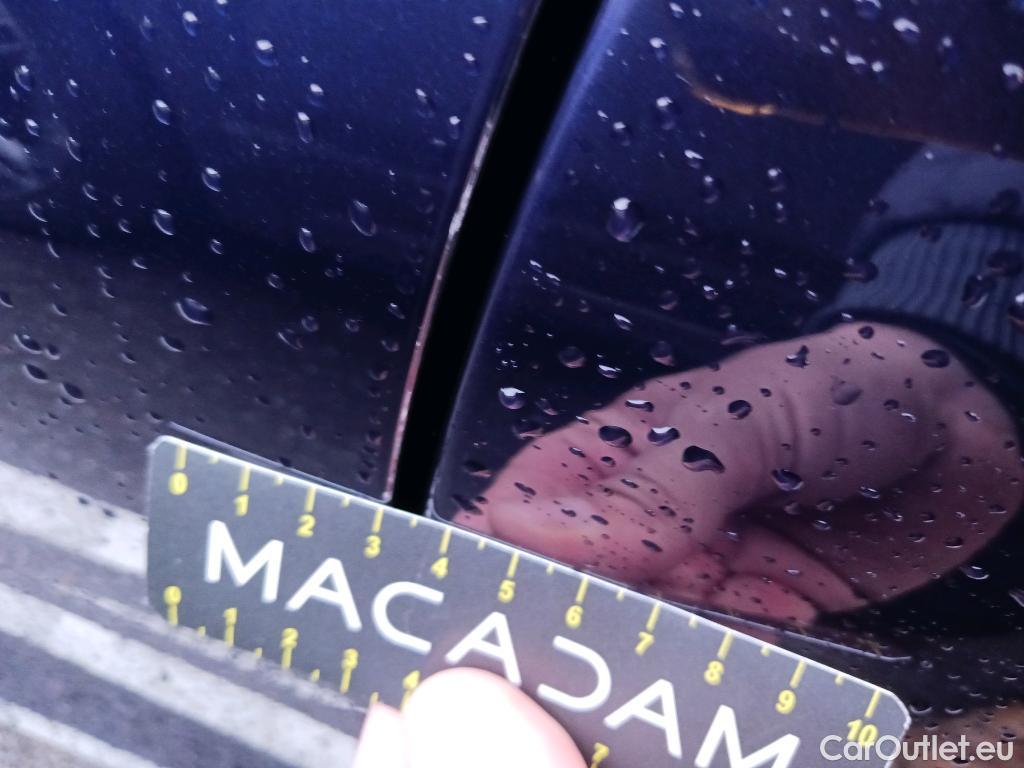  Bmw  Serie 3 BMW  / 2018 / 4P / sedán 318d Auto. #8