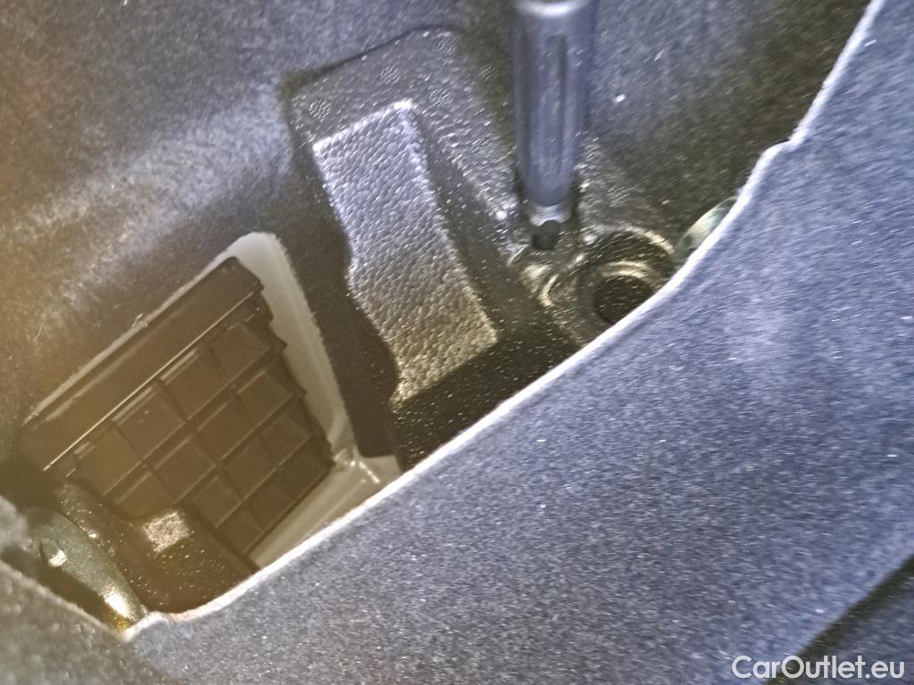  Bmw  X2 BMW  sDrive18i (CX3) #11