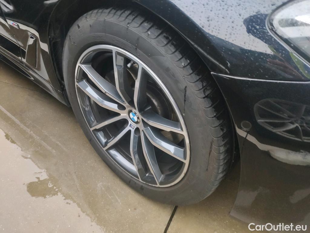  Bmw  Serie 5 BMW  / 2020 / 5P / familiar 520dA xDrive Touring #1