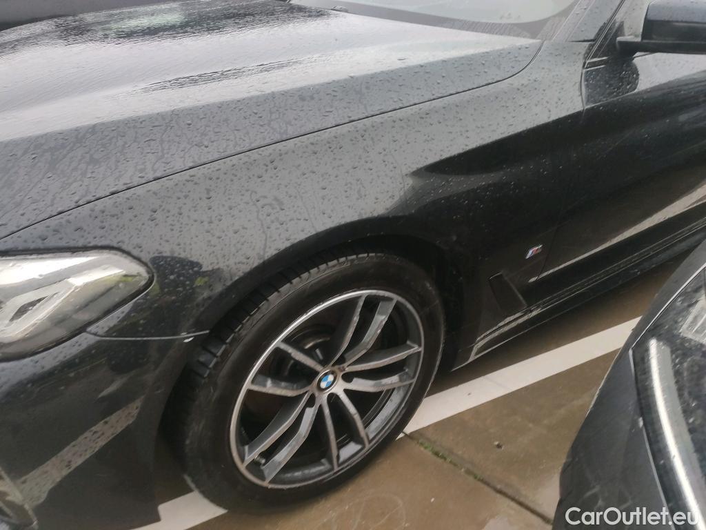  Bmw  Serie 5 BMW  / 2020 / 5P / familiar 520dA xDrive Touring #9