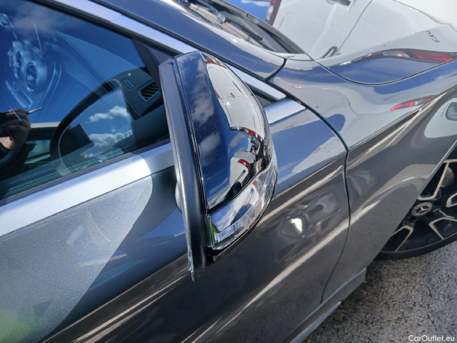  Mercedes  C-Klasse MERCEDES-BENZ Clase C / 2018 / 2P / cabrio Cabrio C 220 d #15