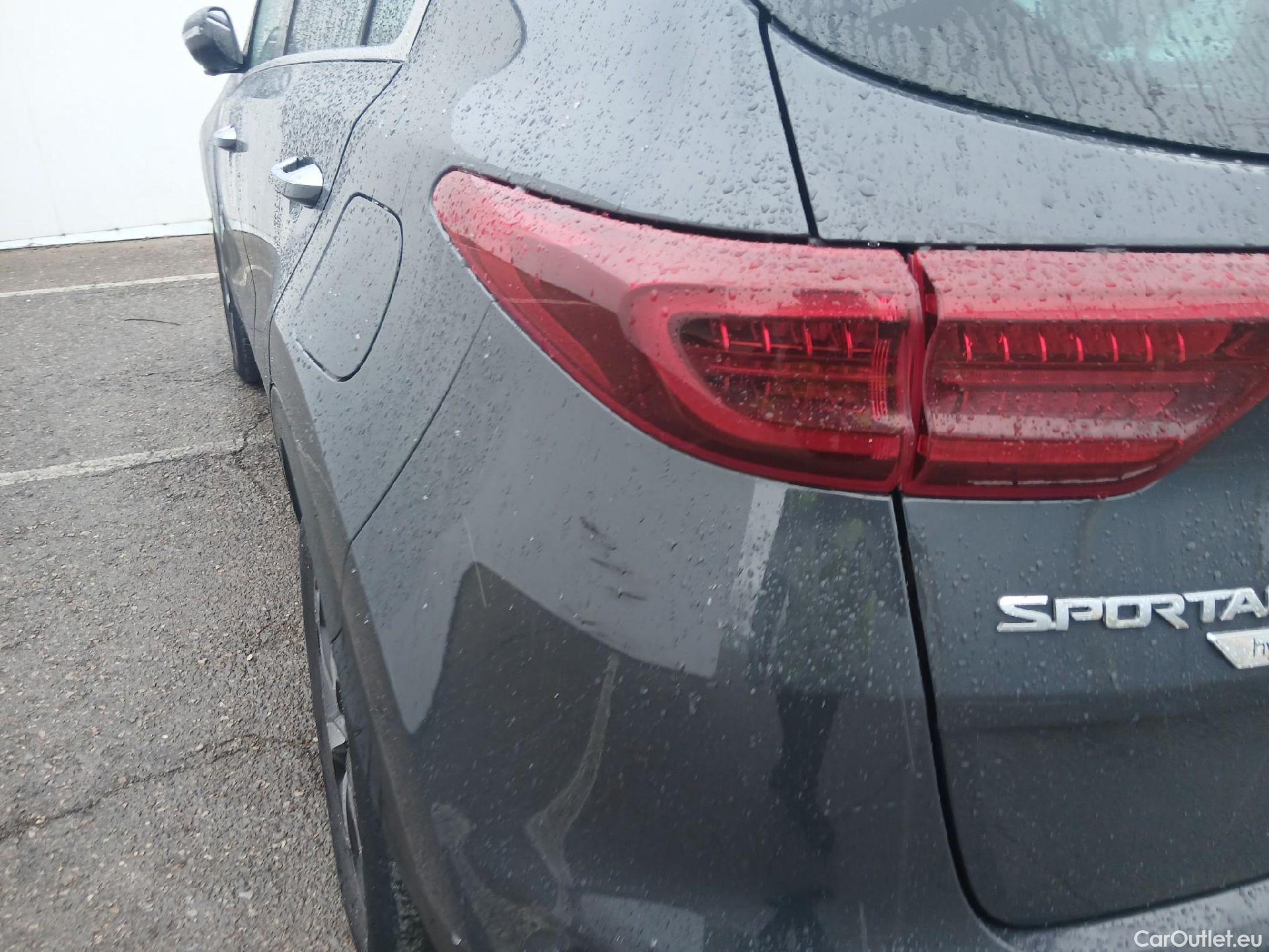  KIA  Sportage KIA  1.6MHEV Drive 100kW(136CV) 4x2(Crist Tintados) #6